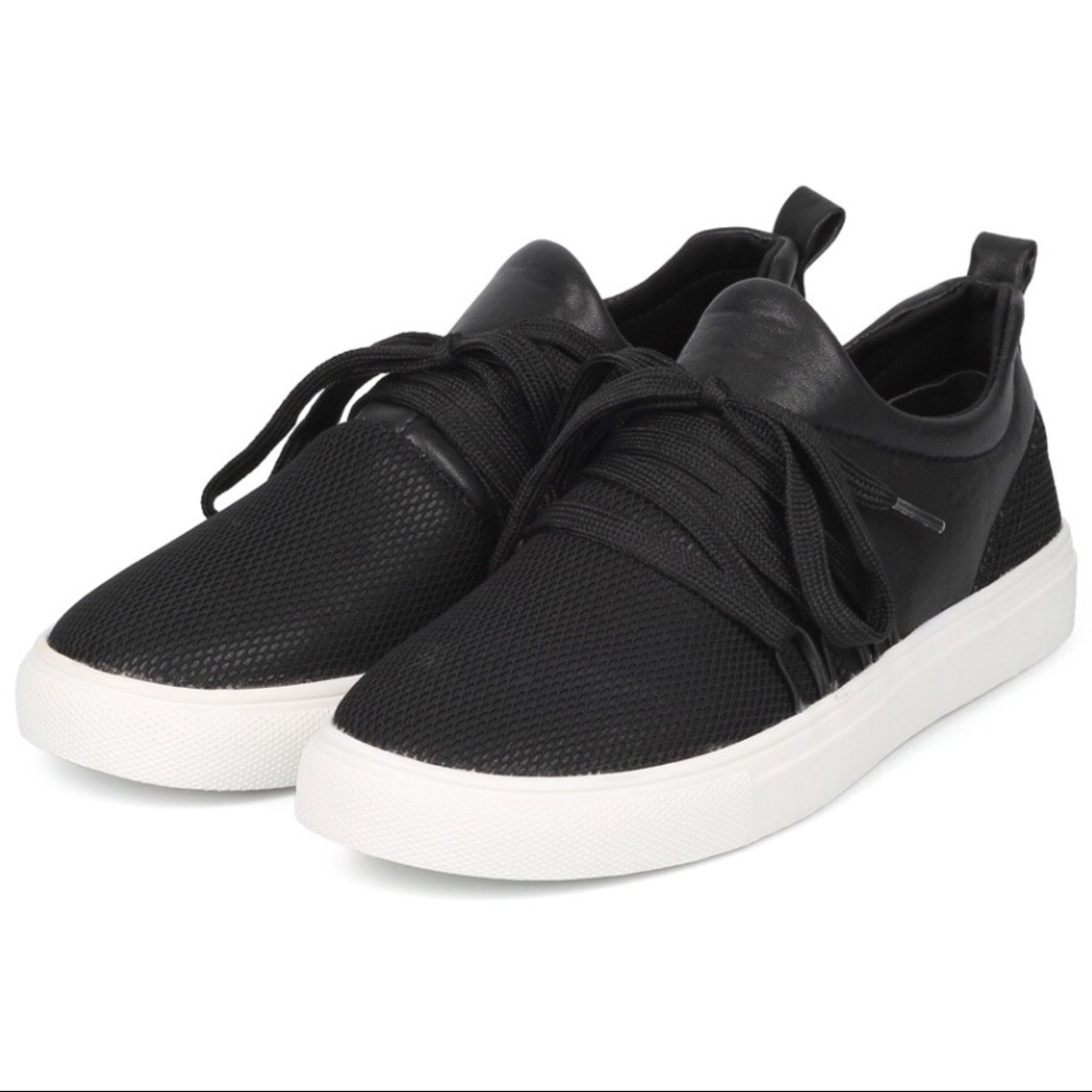 Qupid Daybreaker Sneakers Black Size 10